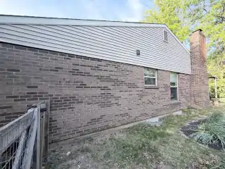 John Hutten review screenshot